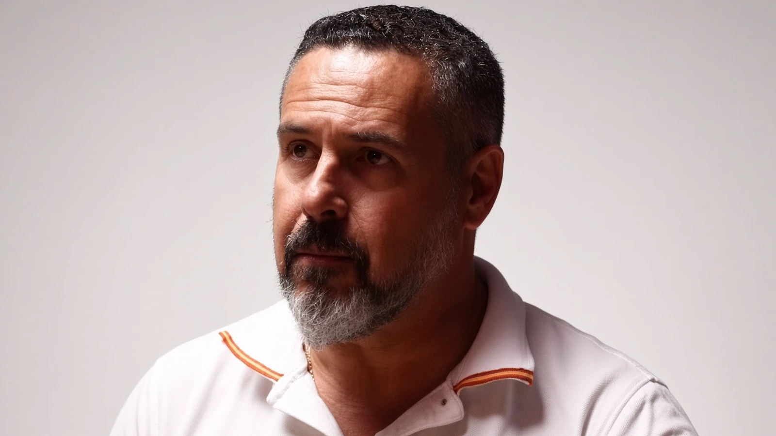 Impagos de Defensa y agresiones: el Ejército en Ceuta ya esta harto y pide ver al Rey