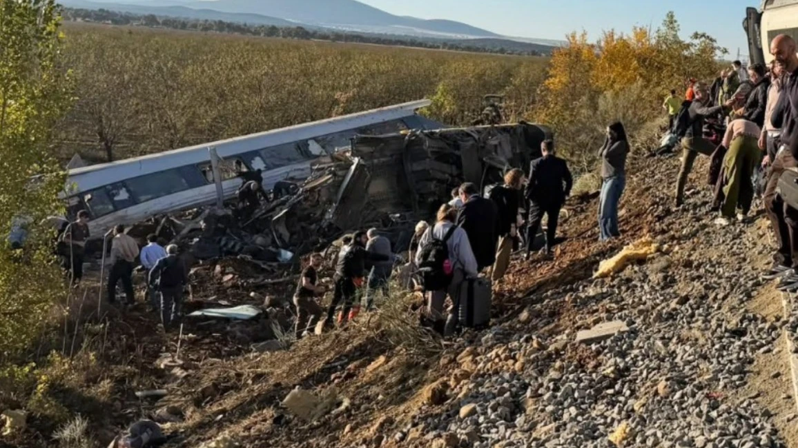 Choque entre dos trenes paraliza el AVE Madrid-Andalucía a la altura de Urda (Toledo)