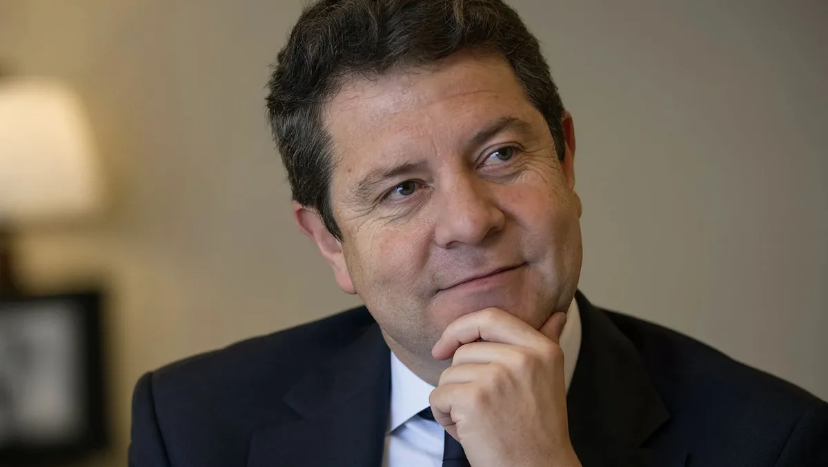 Page miente: 5 diputados y caería Sánchez, ¿Por qué no lo hacen?